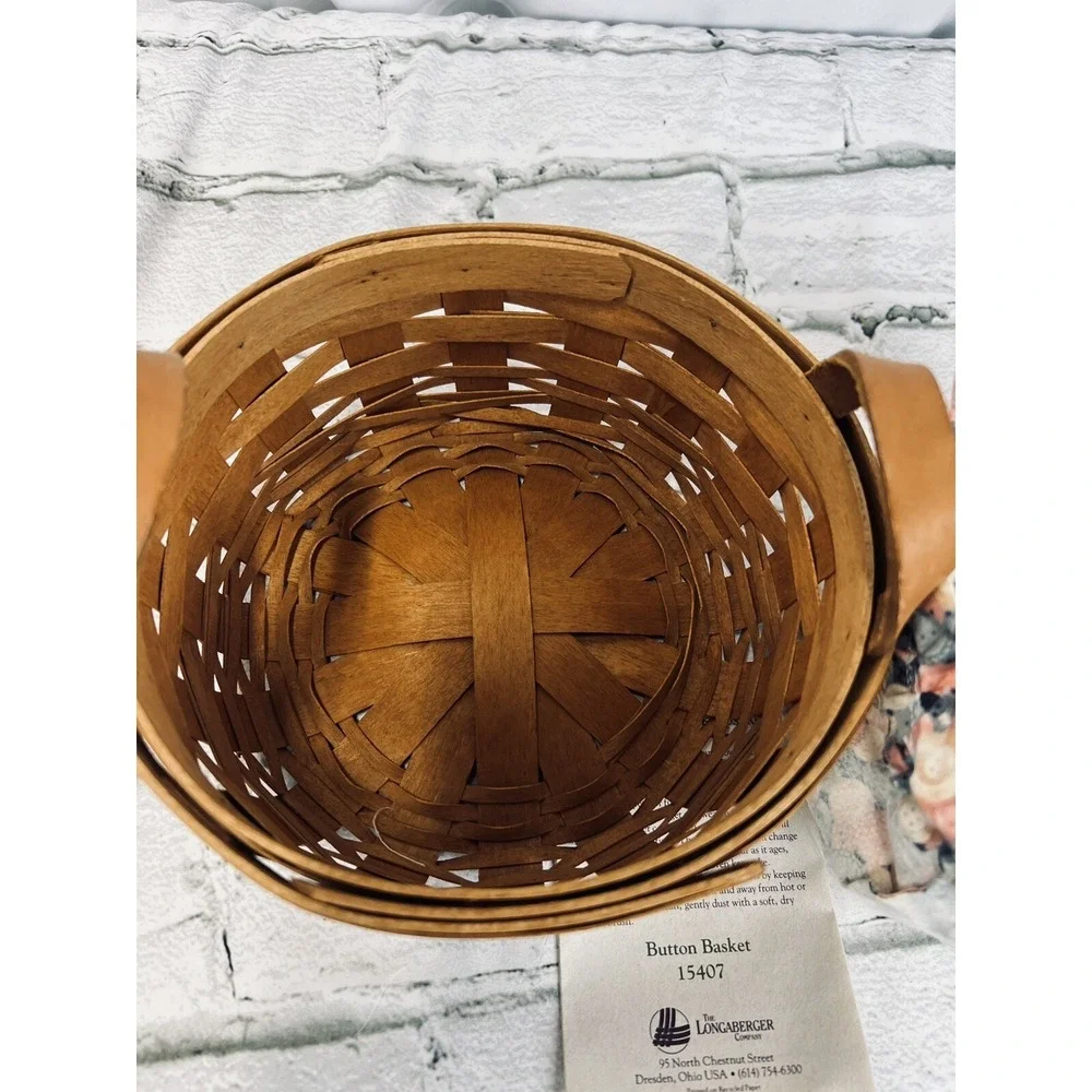 1993 Longaberger Button Basket w/Liner 2 Leather Handles 4 SIGNATURES #15407